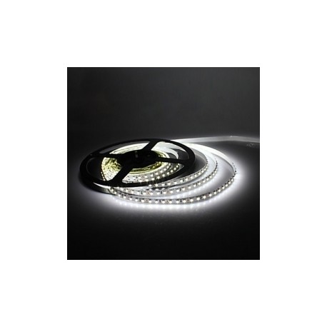 striscia led rgb 300 led ip65 stagno